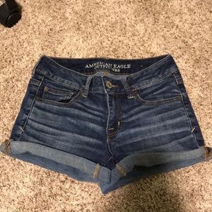 AMERICAN EAGLE DARK WASH SHORTS